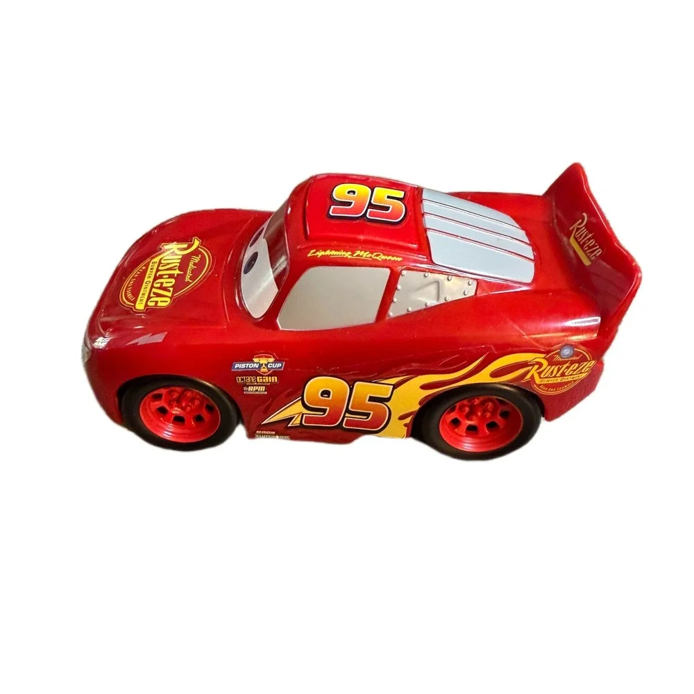 Disney Pixar Cars Lightning McQueen Red Rust-eze 95 Race Car Toy 2020 Mattel